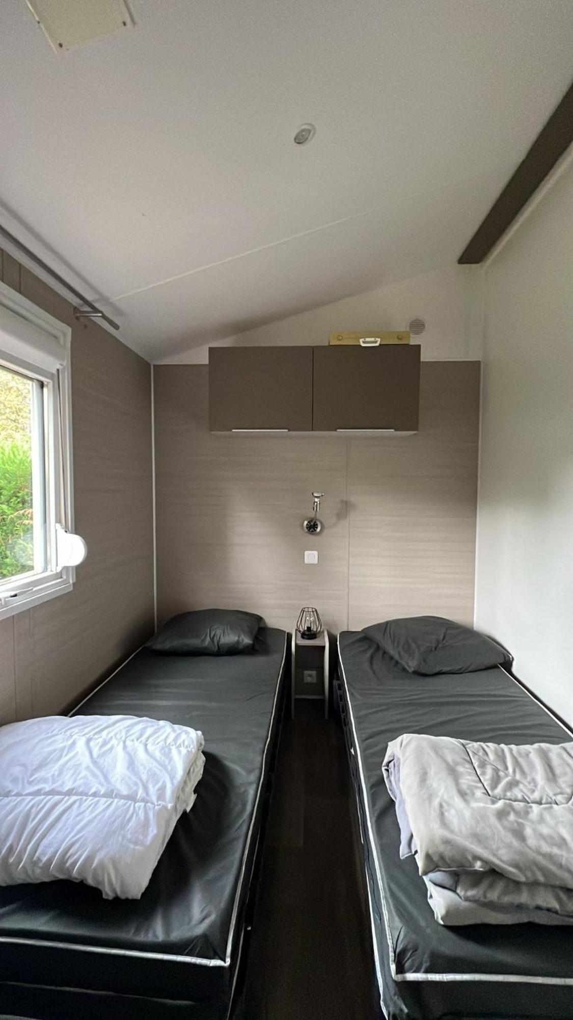 Mobil Home Amenage 2 Chambres La Teste Camping**** Bagian luar foto